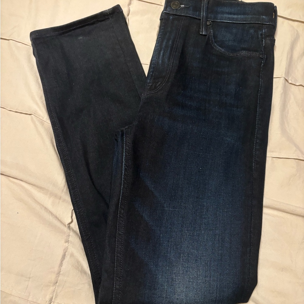 MOTHER Mid-riseDazzler Ankle Now or Never Jeans in Dark Blue - Picture 3 of 7